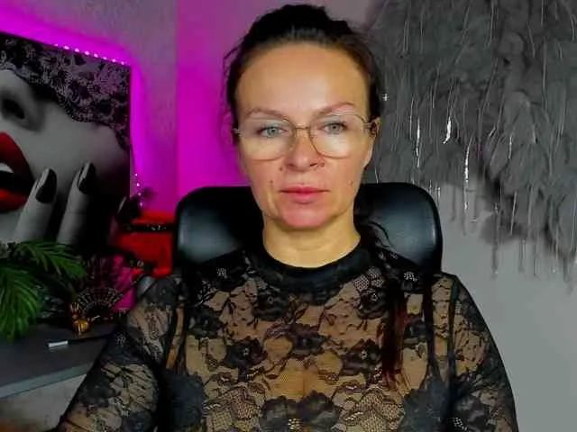 HelenSHOW1