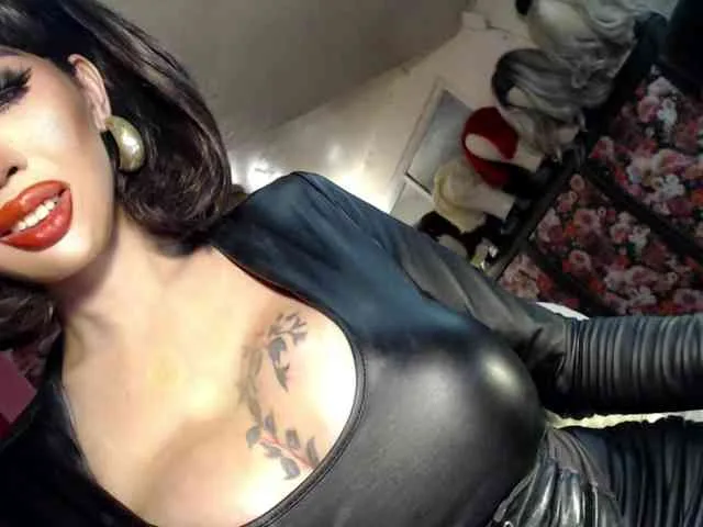QUEENValentina