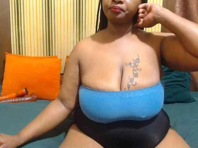 Bustytitsxx22