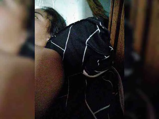 hornylittleprincess69