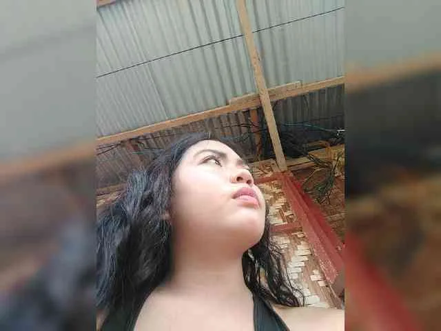 hornylittleprincess69