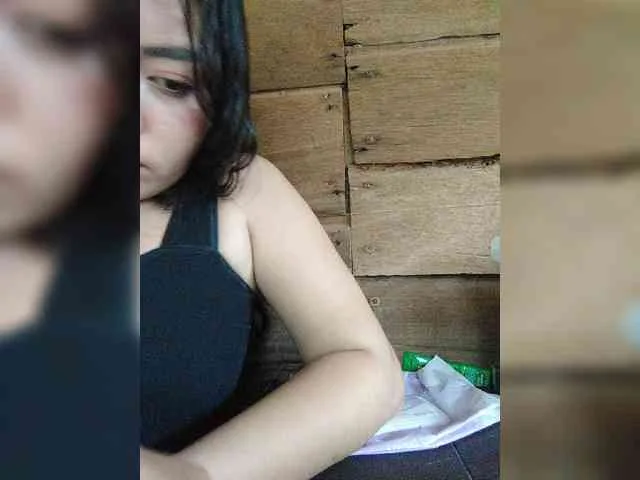 hornylittleprincess69