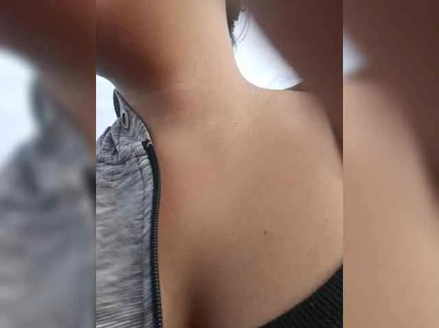hornylittleprincess69