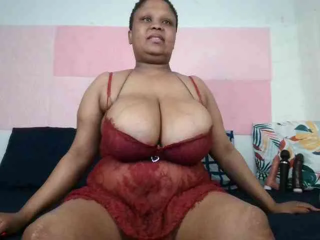 BIGTITTISXX
