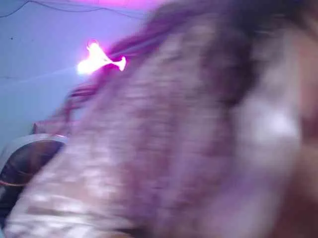 cristal-horny19