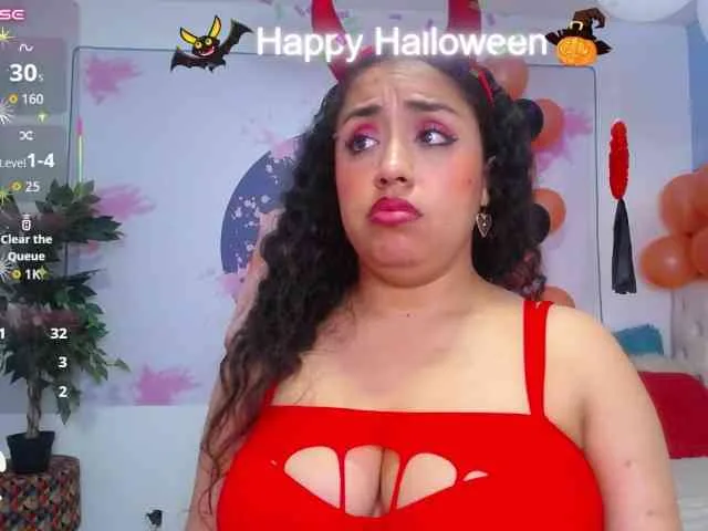 cristal-horny19