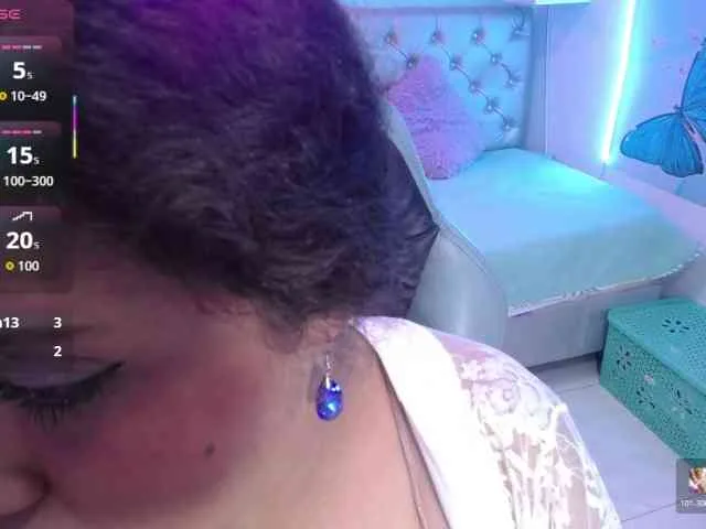 cristal-horny19