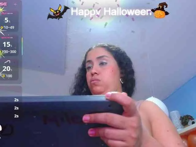 cristal-horny19