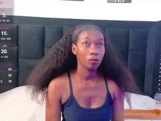 petitelittleebony
