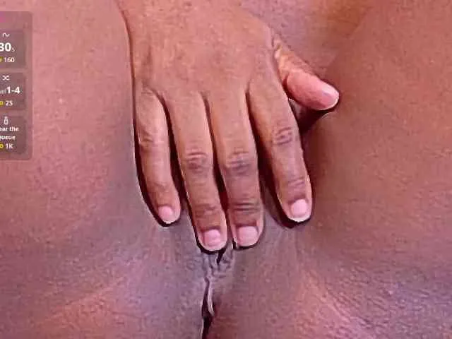 petitelittleebony