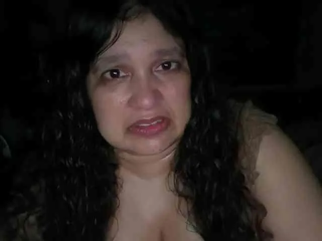 DUMBHOEMELANIE