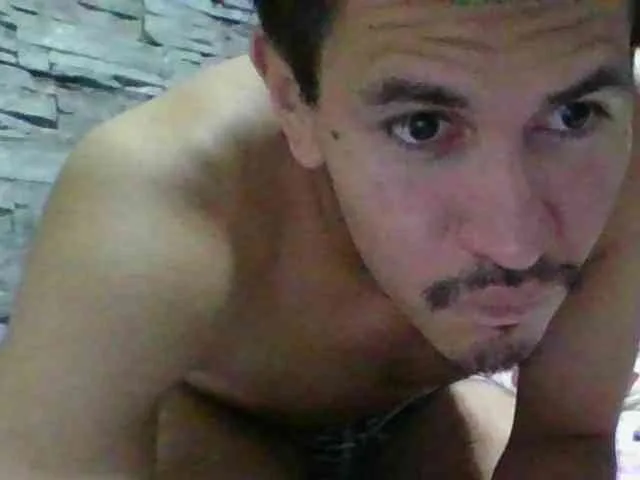 Sexylatin64