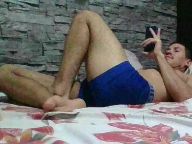Sexylatin64