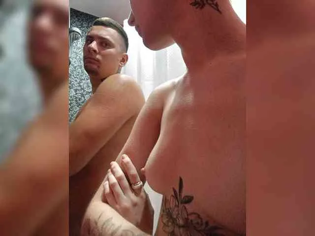 SexyCouple69