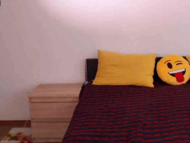 ValeriaFoxx