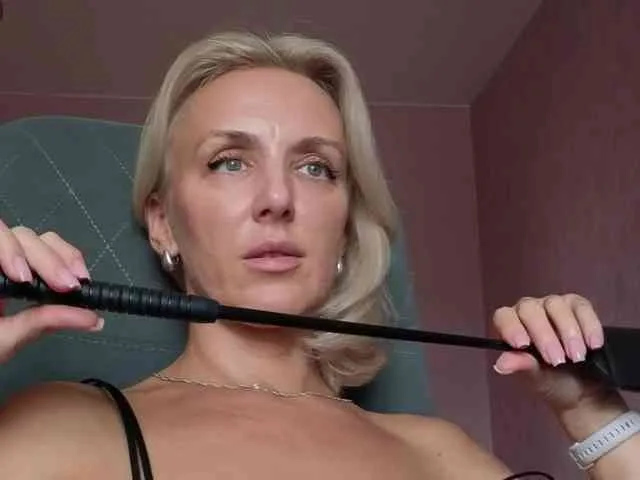 FemdomLadyMaria