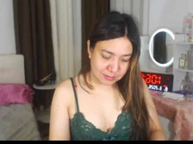 StellaHuge
