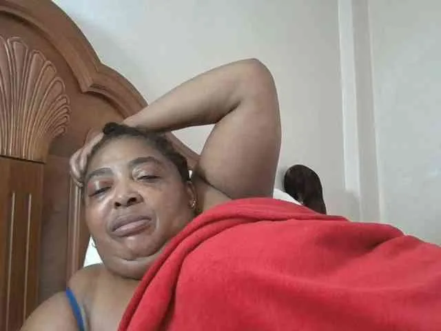 pussylips53