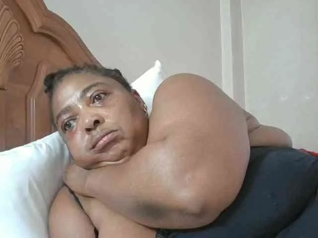 pussylips53