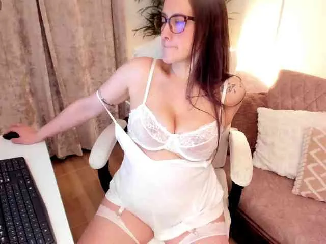 Sensual_Sahaara
