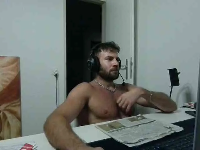alphah-hunk
