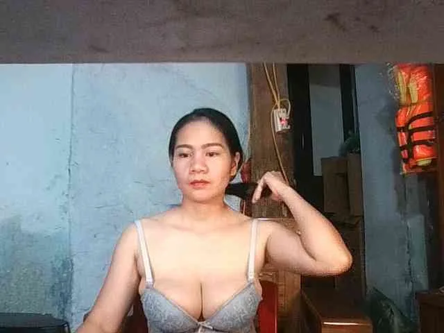 EllaShow93