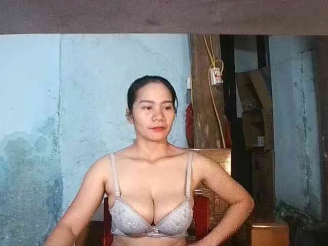 EllaShow93