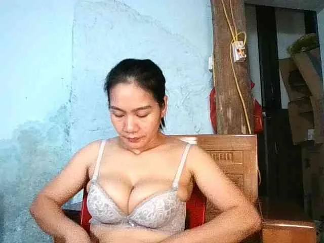 EllaShow93