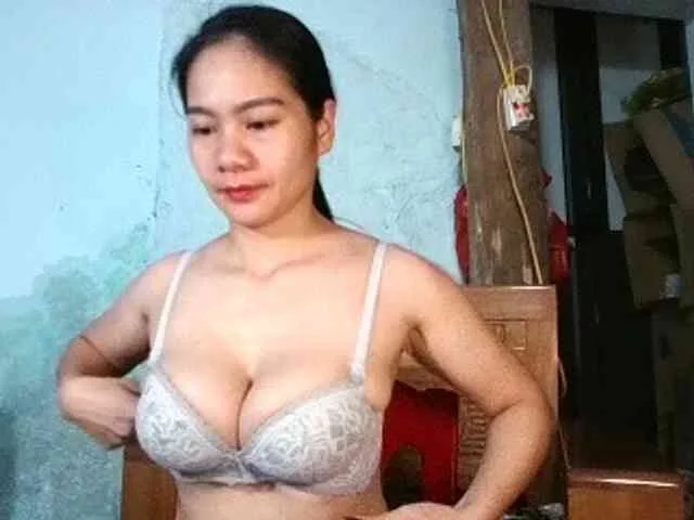 EllaShow93