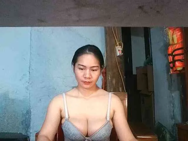 EllaShow93