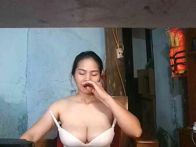 EllaShow93