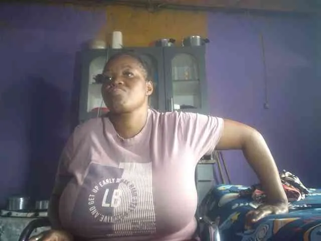 Melonboobs1