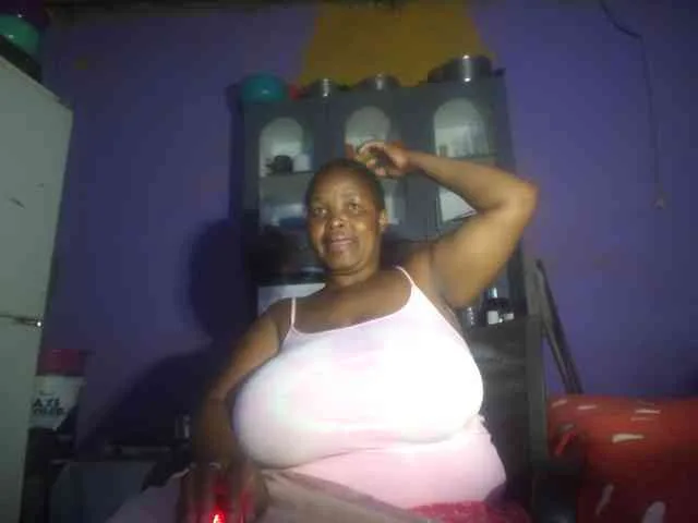 Melonboobs1