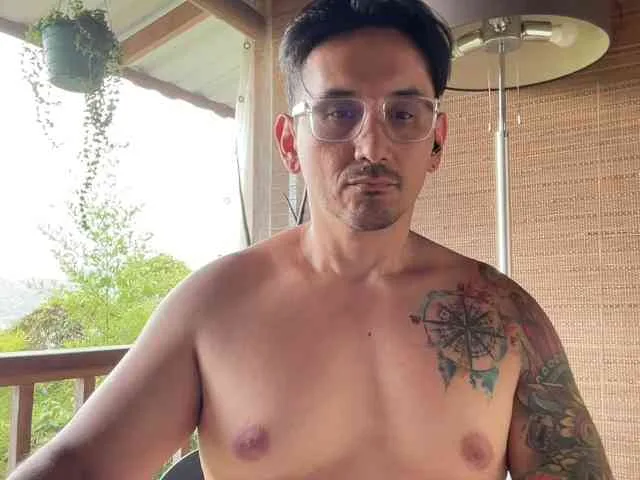 Latino-00