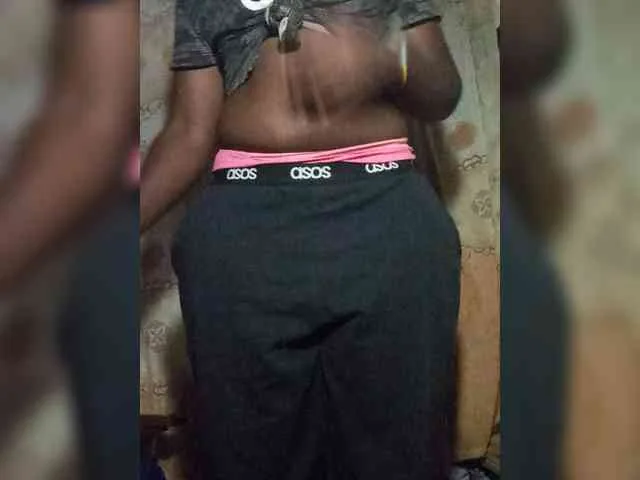 freakcurvy8