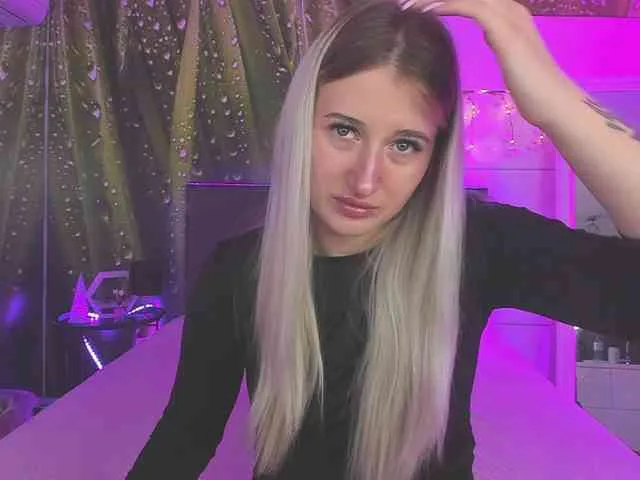 HollyTaillor