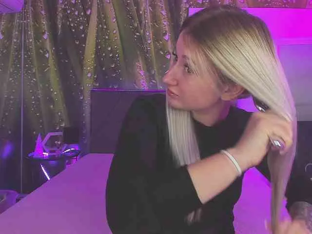 HollyTaillor
