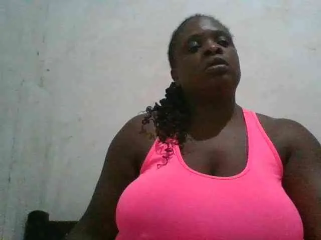 bigboobies2