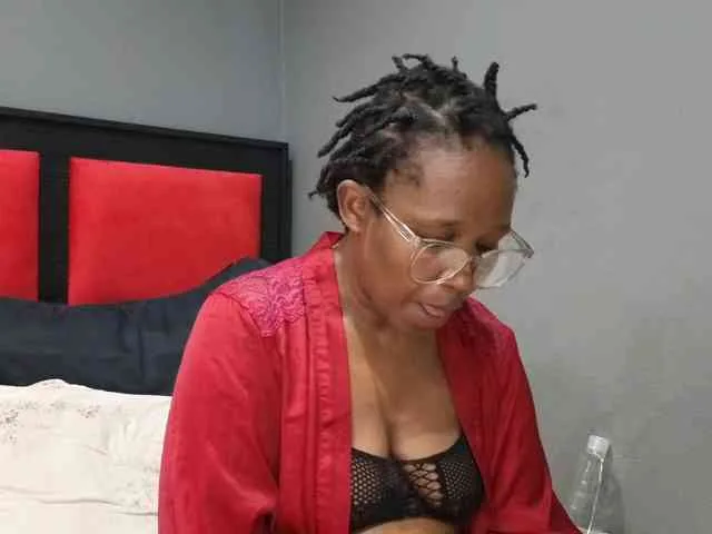 Sheila80