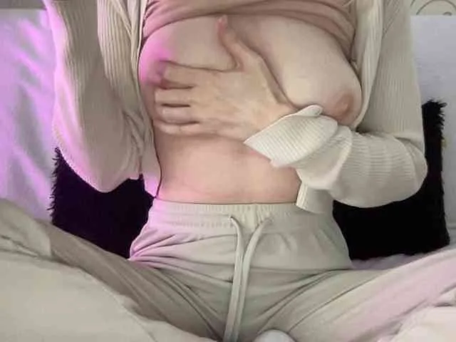 BestyBoobs