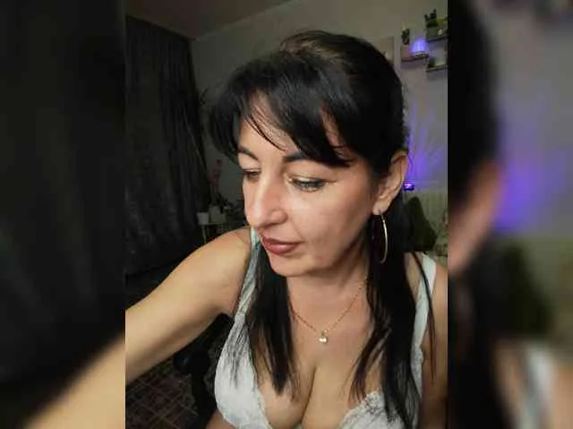 -Lina-