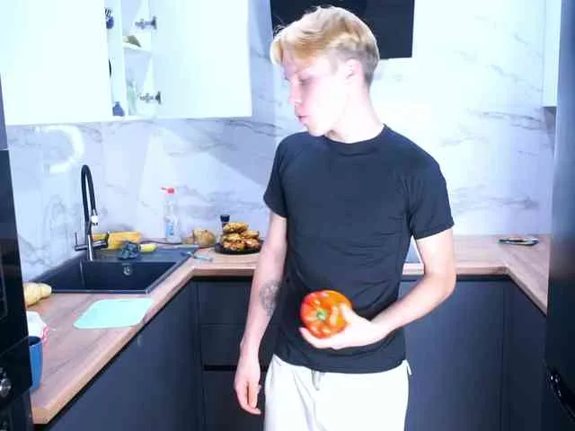 SexxyTails