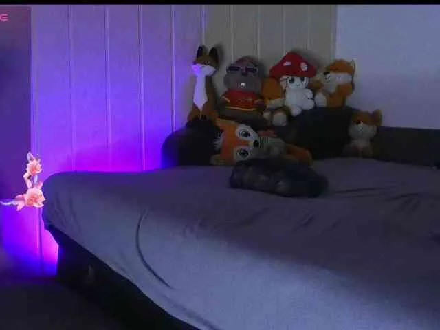 Daddyslittleslutfox