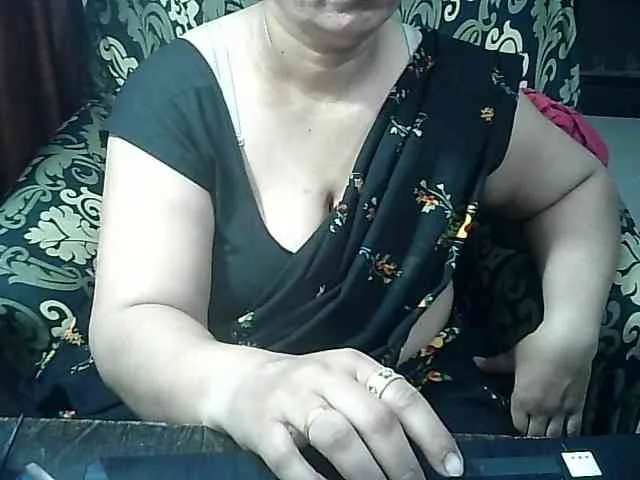 Indianbhabhimilf40