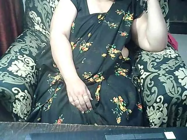 Indianbhabhimilf40