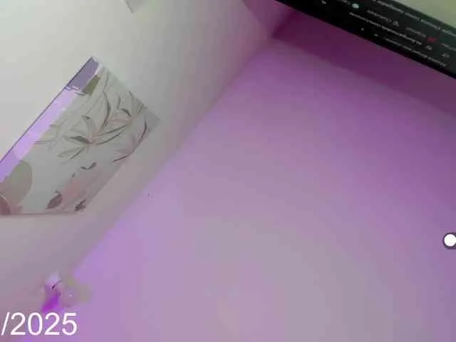 lucyhotx7