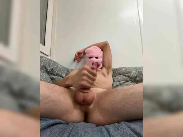 pinkmask21