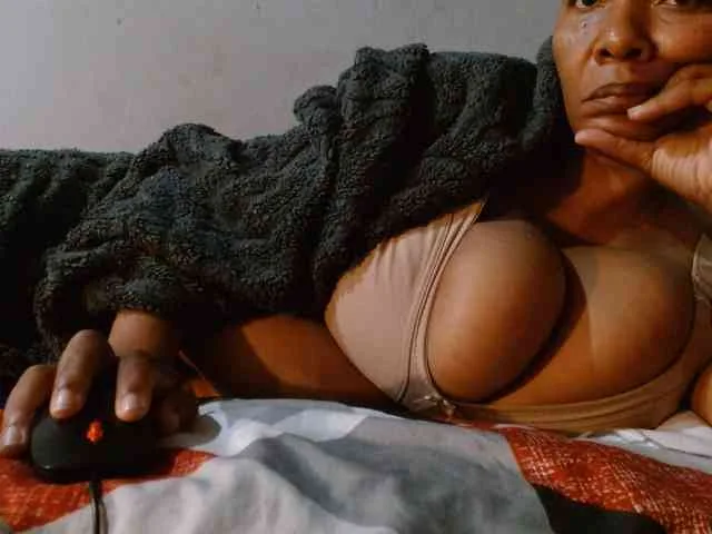 diamondboobs44dddx
