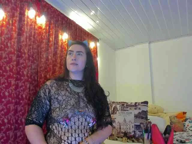 MeganHotCurvy
