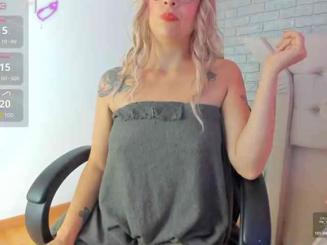 RoxanneStorm
